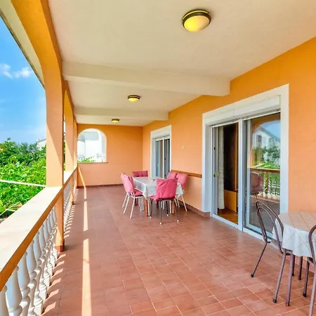 Apartment Josypa