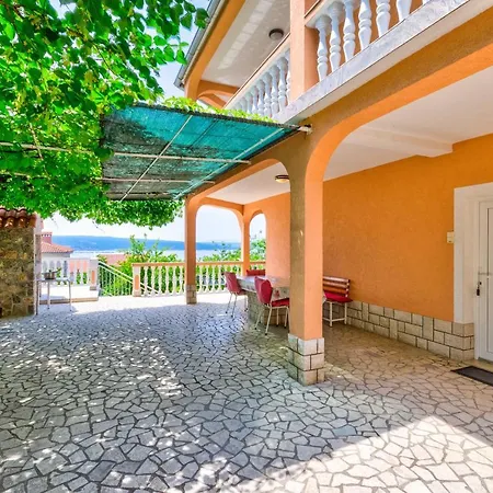 Josypa Apartment
